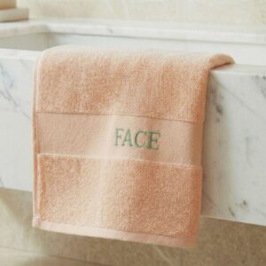 Håndklæde med Broderi - Egen Tekst (60x40 cm)